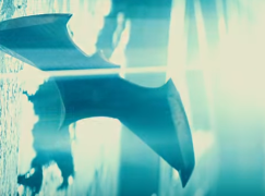 Batman v Superman: Dawn of Justice (Trailer)